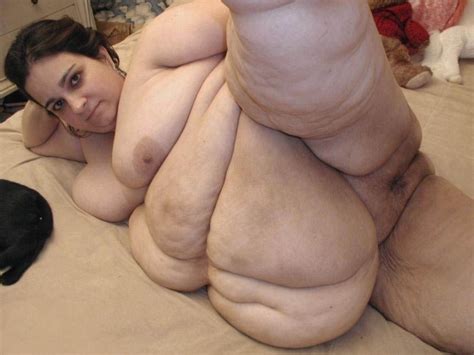 Hairiest Pussy On Earth - Flower Sex Toy Hairiest Pussy On Earth Flower Sex Toy