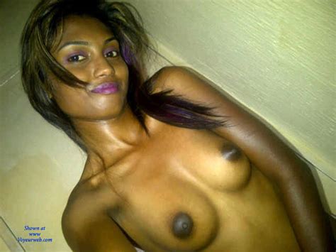 Sexy Indian Babe Selfies - January, 2015 - Voyeur Web