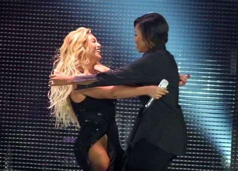 Michelle Obama and daughters attend Beyonce and Jay-Z's ... Michelle Obama and daughters attend Beyonce and JayZs